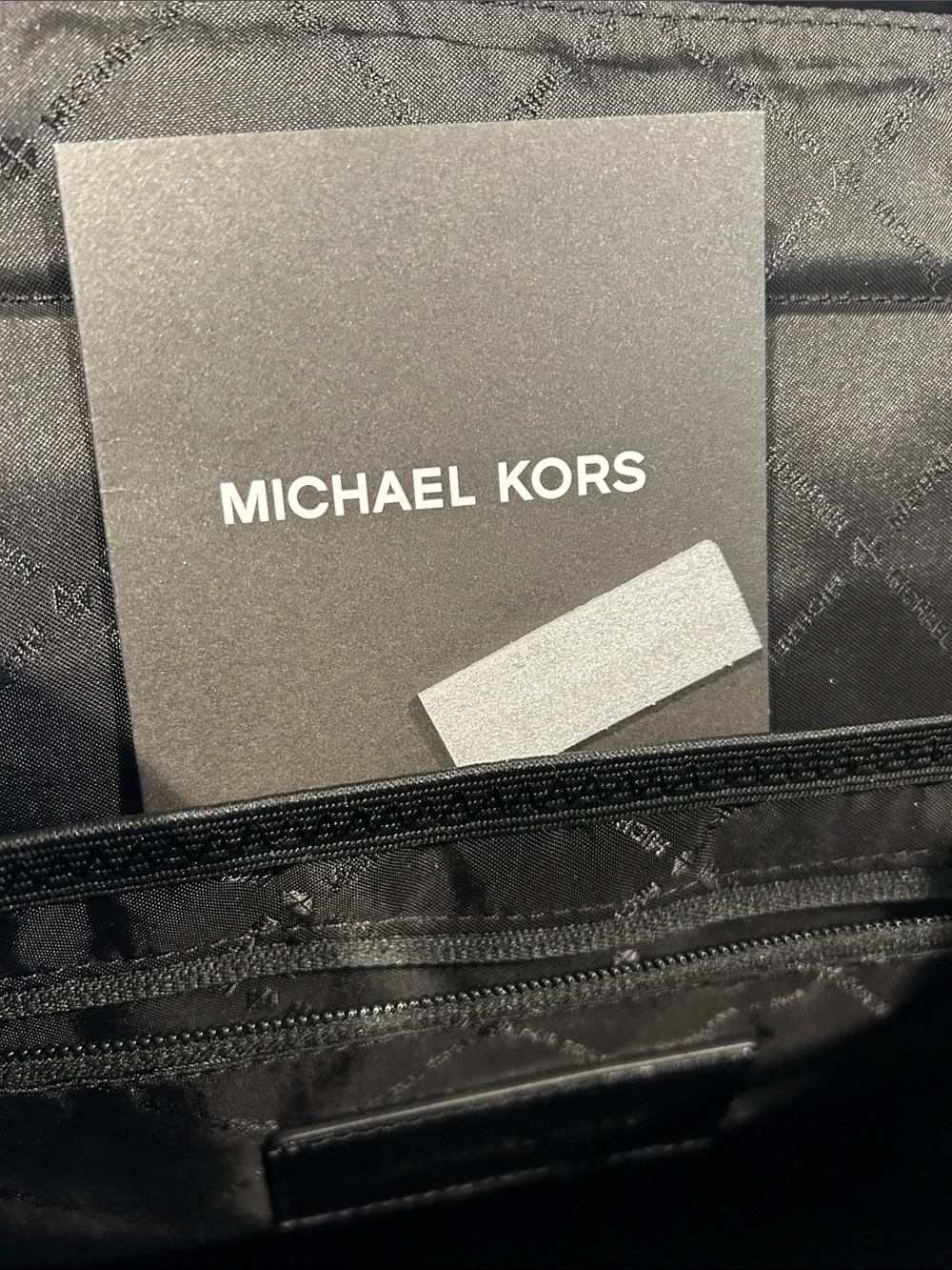 MICHAEL KORS | Men’s Logo Jacquard Aviator Backpack